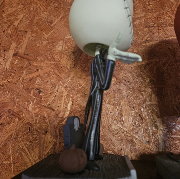 Bobble head - Picture 2 of 3